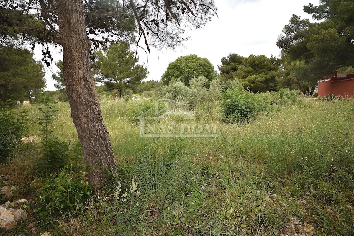 Land For sale - ŠIBENSKO-KNINSKA VODICE