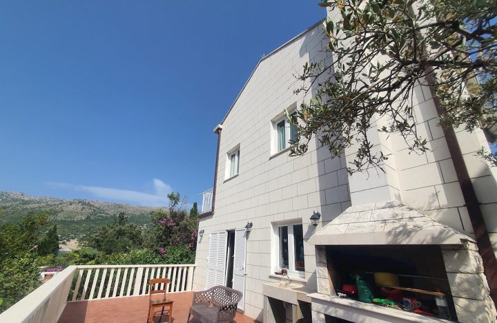 House for sale 250 m² – Slano