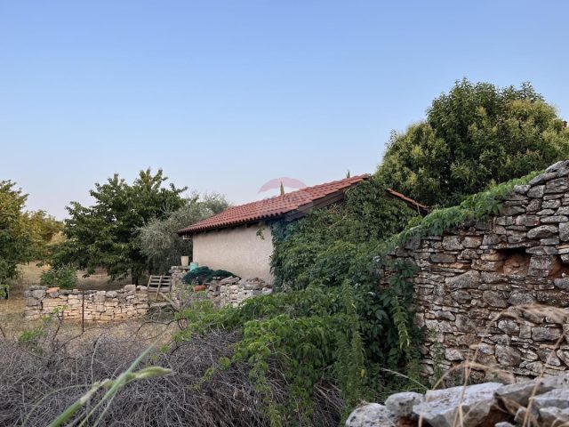 Zemljište na prodaju 1124 m² – Vodnjan
