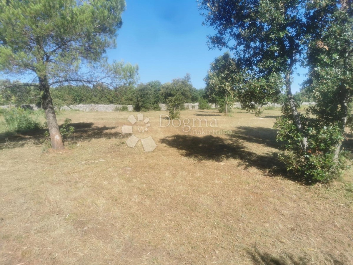 Parcela Na predaj - ISTARSKA MARČANA