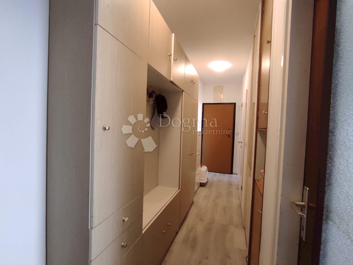 Apartma Na predaj - Istarska Pula - foto 2/8