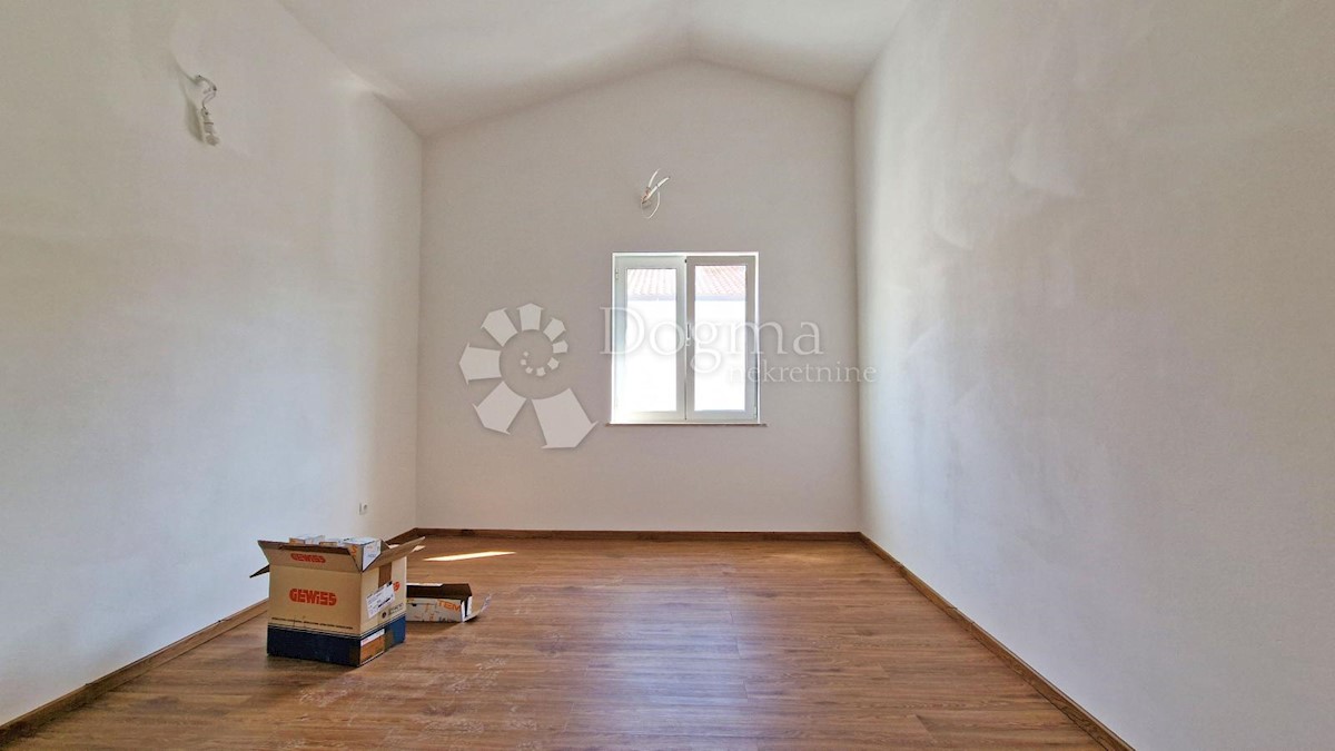 Hiša Na predaj - ISTARSKA MEDULIN