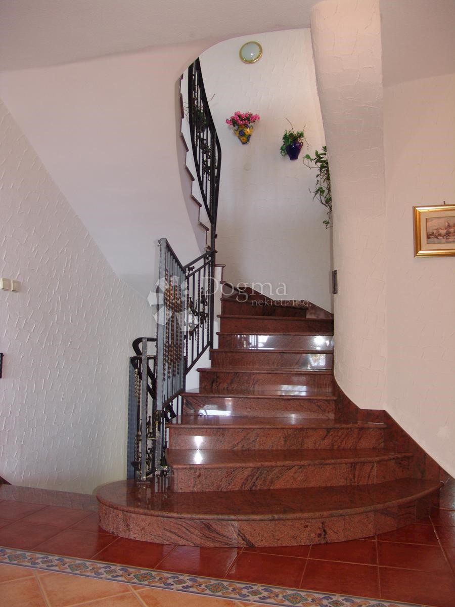 Maison À vendre - PRIMORSKO-GORANSKA OPATIJA