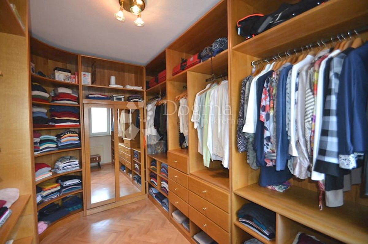 Maison À vendre - PRIMORSKO-GORANSKA OPATIJA