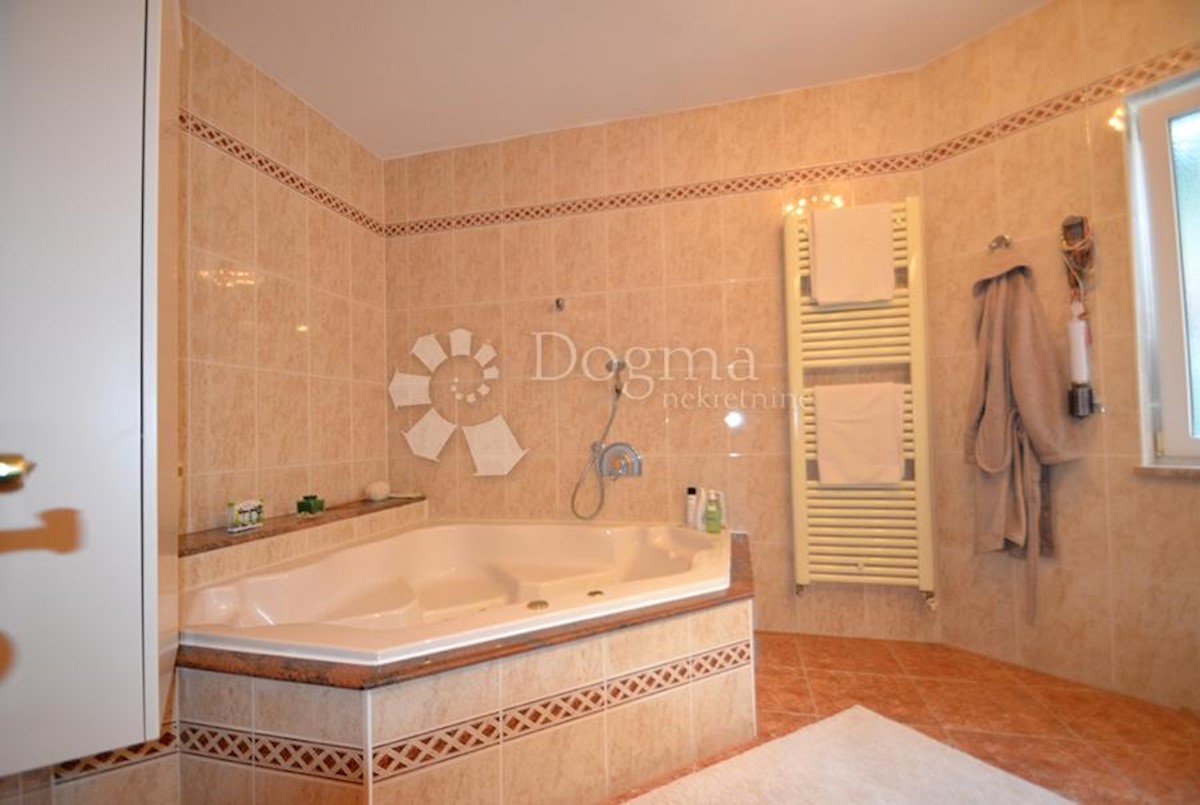 Maison À vendre - PRIMORSKO-GORANSKA OPATIJA