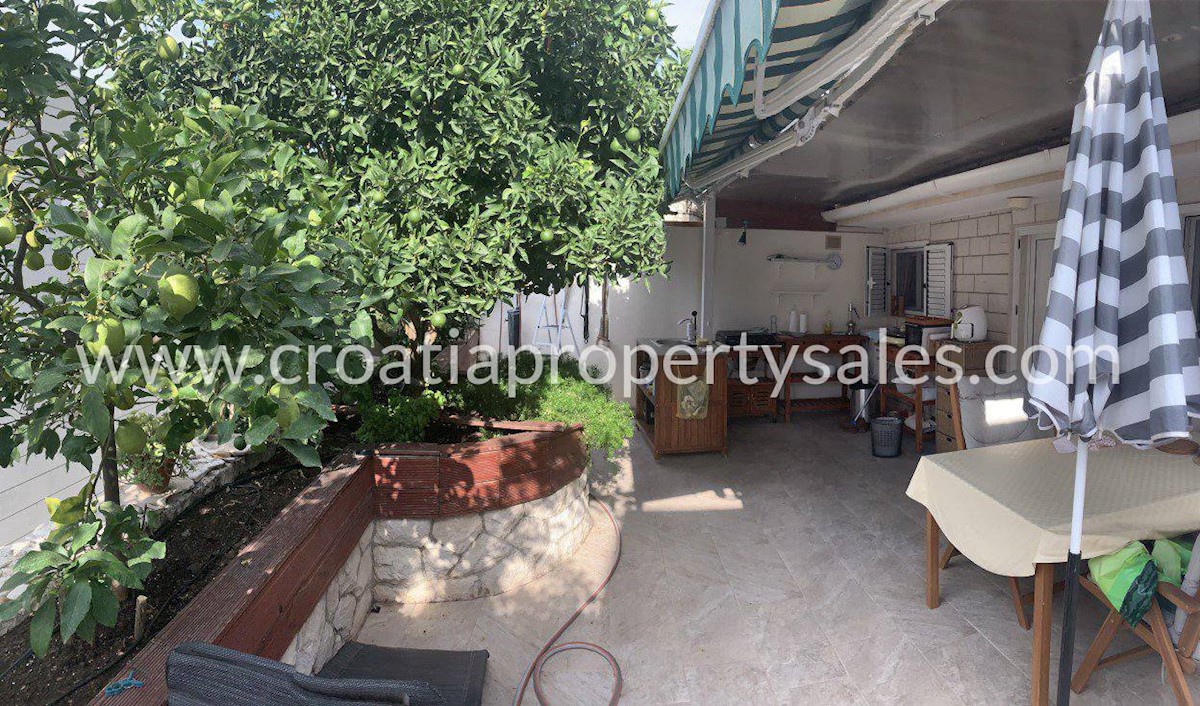 Casa In vendita - SPLITSKO-DALMATINSKA TROGIR