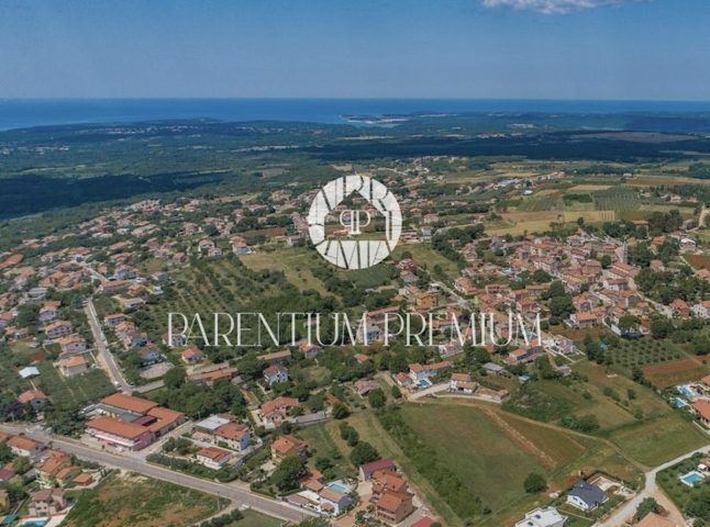 Działka na sprzedaż 2947 m² – Poreč