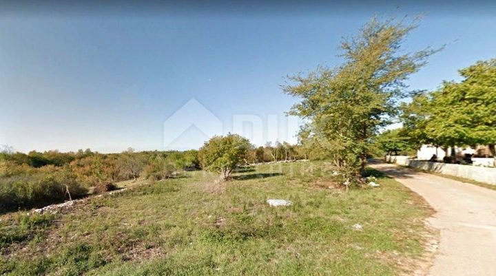 Działka na sprzedaż 932 m² – Poreč