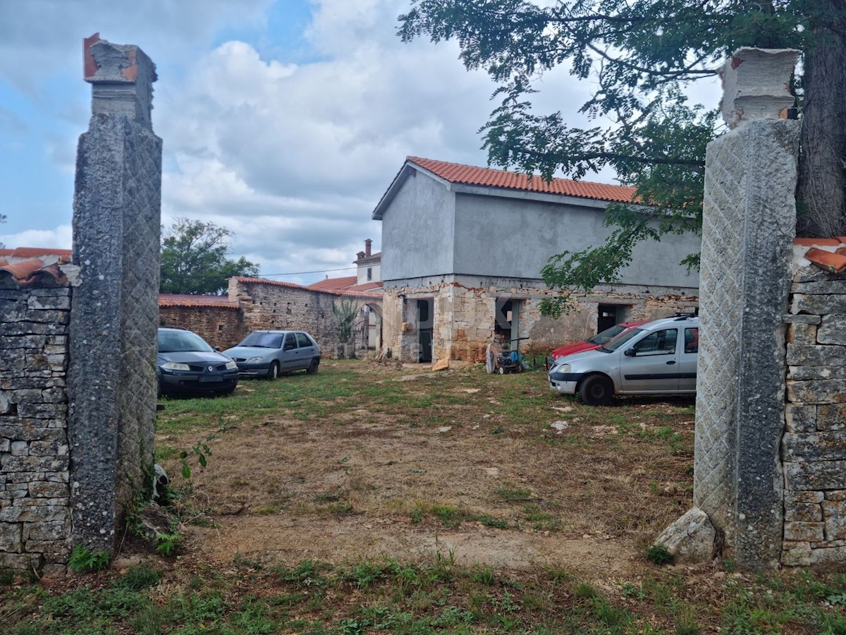 Hiša Naprodaj - ISTARSKA Tinjan
