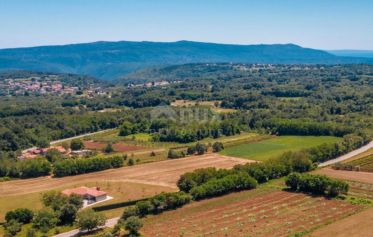 Parcela Naprodaj - ISTARSKA Barban