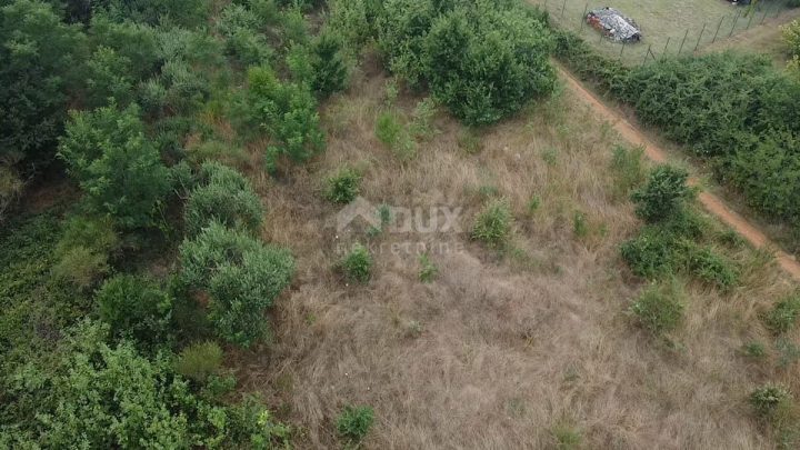 Terrain à vendre 826 m² – Valbandon