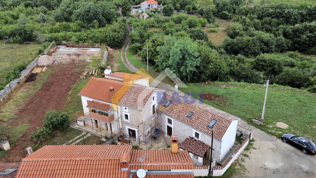 Kuća Na prodaju - ISTARSKA MARČANA