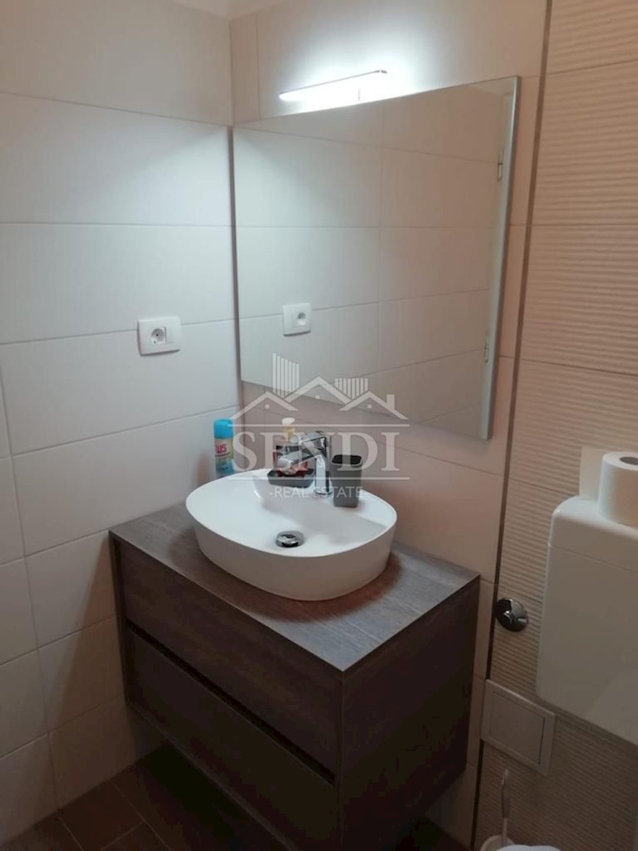 Flat For rent - PRIMORSKO-GORANSKA RIJEKA