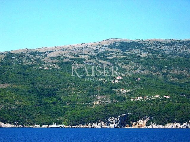 Parcela na predaj 17500 m² – Plomin