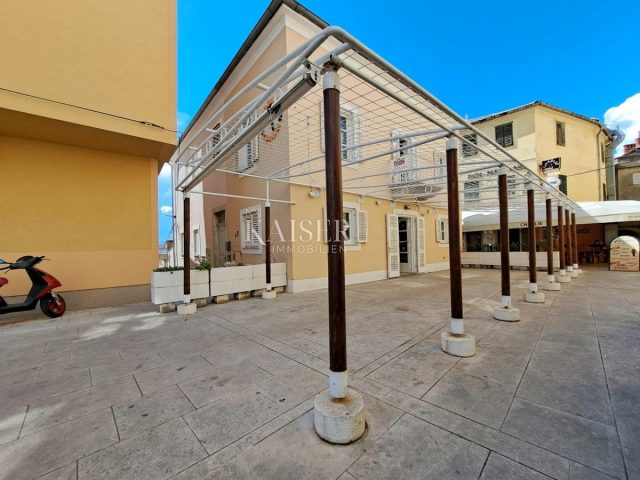 Locaux commerciaux à vendre 78 m² – Novi Vinodolski