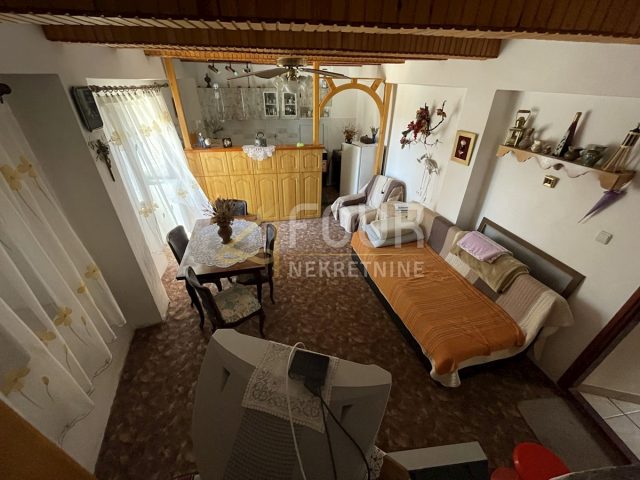 Haus Zu verkaufen - Primorsko-goranska Krk - foto 2/11