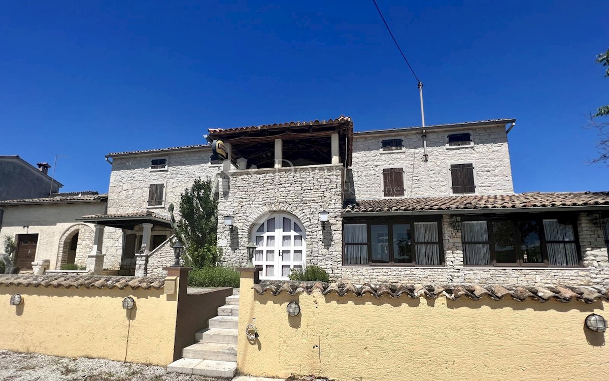 Poslovni prostori Naprodaj - ISTARSKA Sveti Lovreč