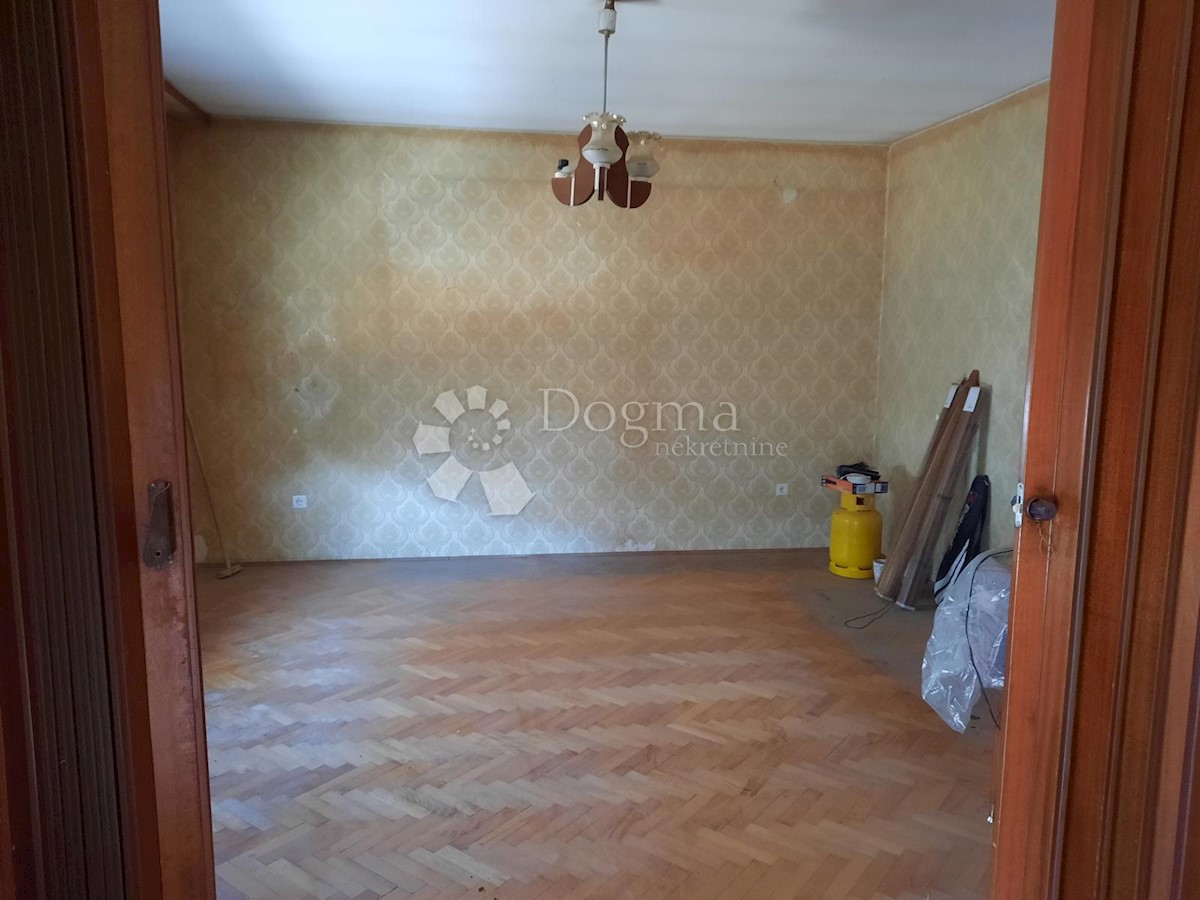 House For sale - SPLITSKO-DALMATINSKA SPLIT