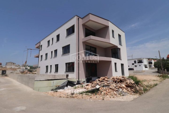 Flat for sale 154 m² – Brodarica
