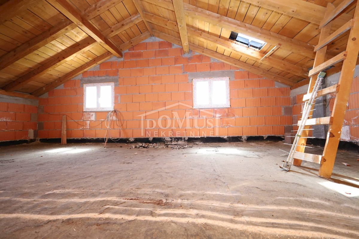 Maison À vendre - ŠIBENSKO-KNINSKA Tribunj