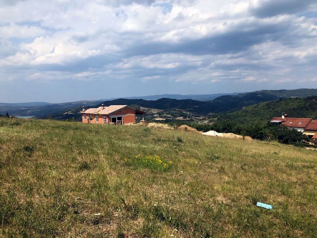 Land For sale - ISTARSKA PAZIN