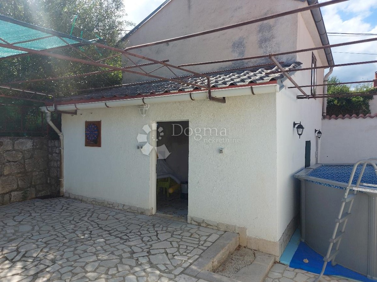 Hiša Na predaj - PRIMORSKO-GORANSKA VINODOLSKA OPĆINA