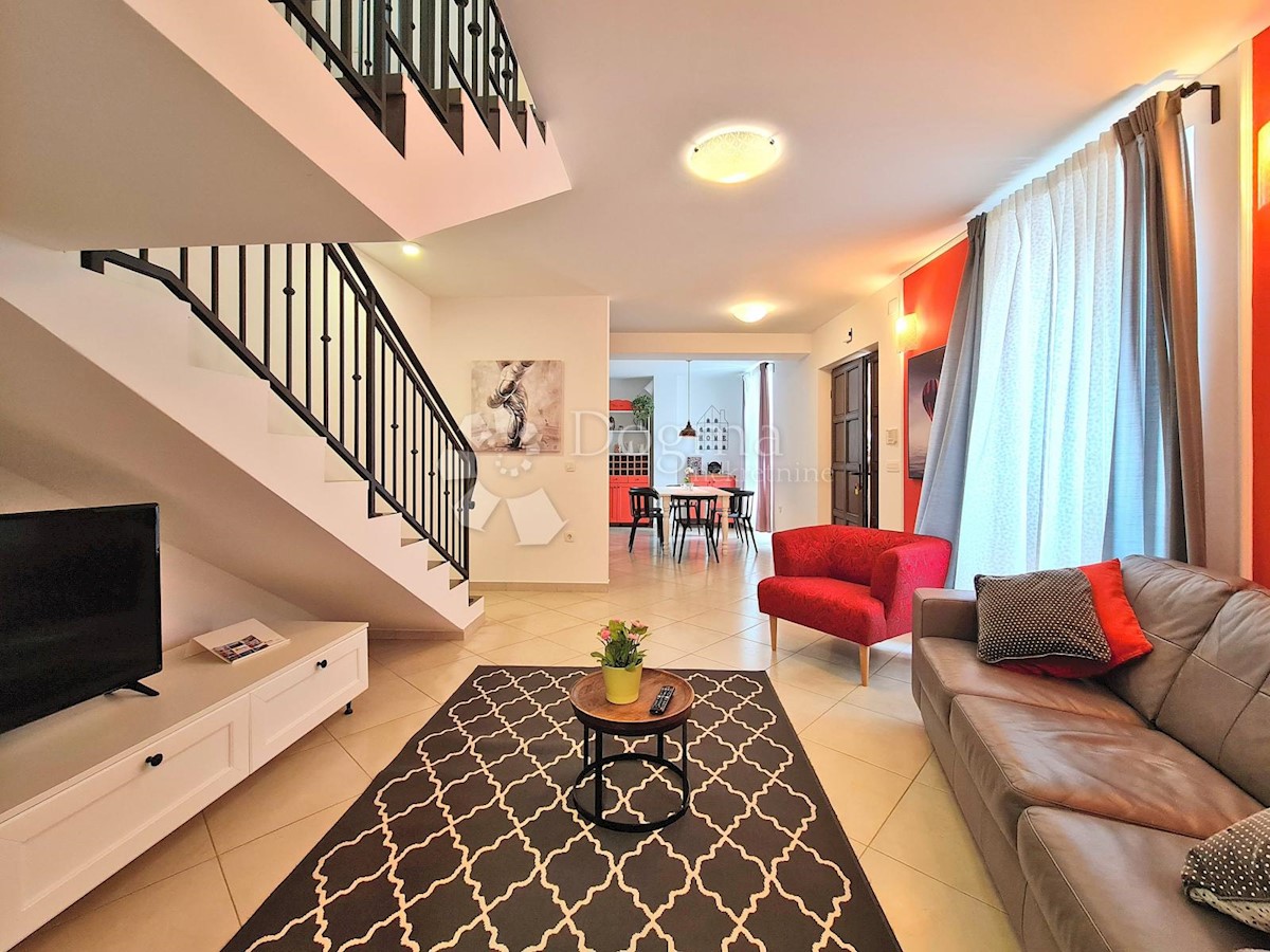 Casa In vendita - Primorsko-goranska Kastav - foto 1/36