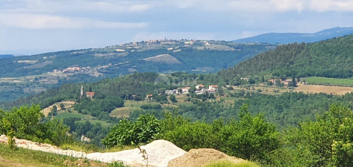 Zemljište Na prodaju - ISTARSKA PAZIN