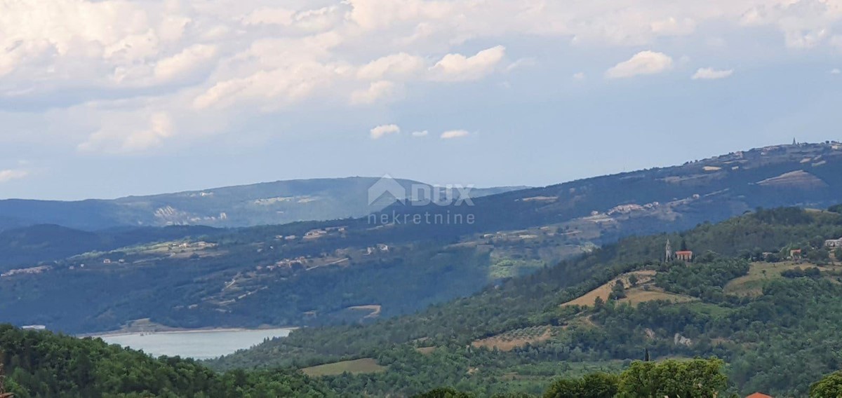 Zemljište Na prodaju - ISTARSKA PAZIN