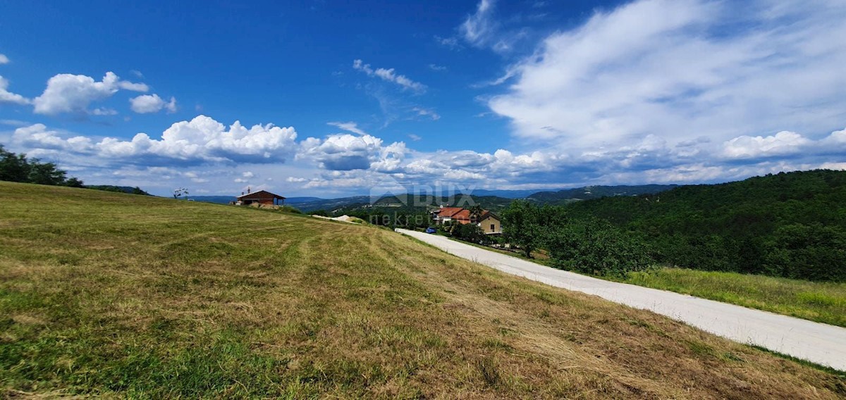 Działka Na sprzedaż - ISTARSKA PAZIN