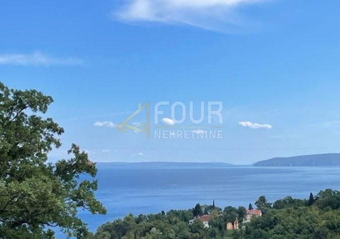Terreno in vendita 649 m² – Ičići