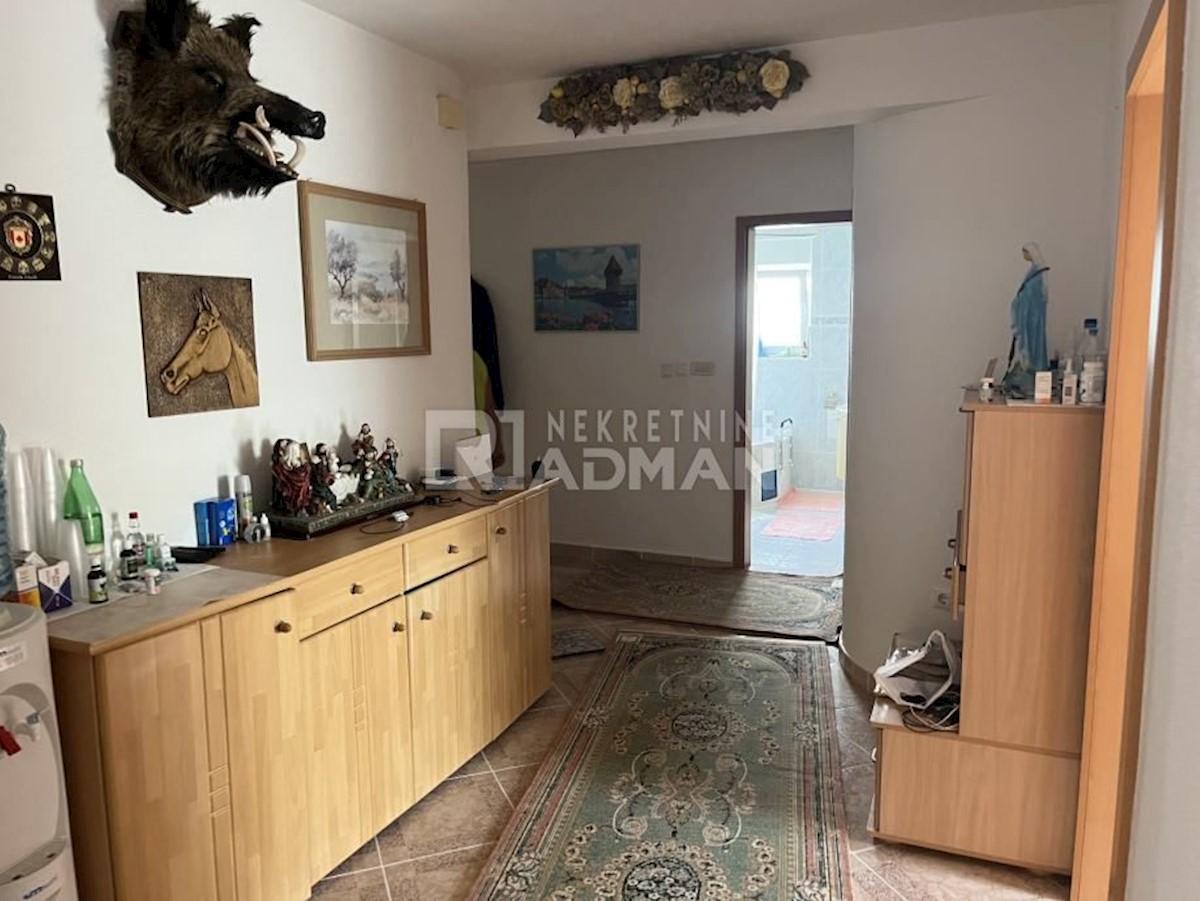 House For sale - SPLITSKO-DALMATINSKA KAŠTELA