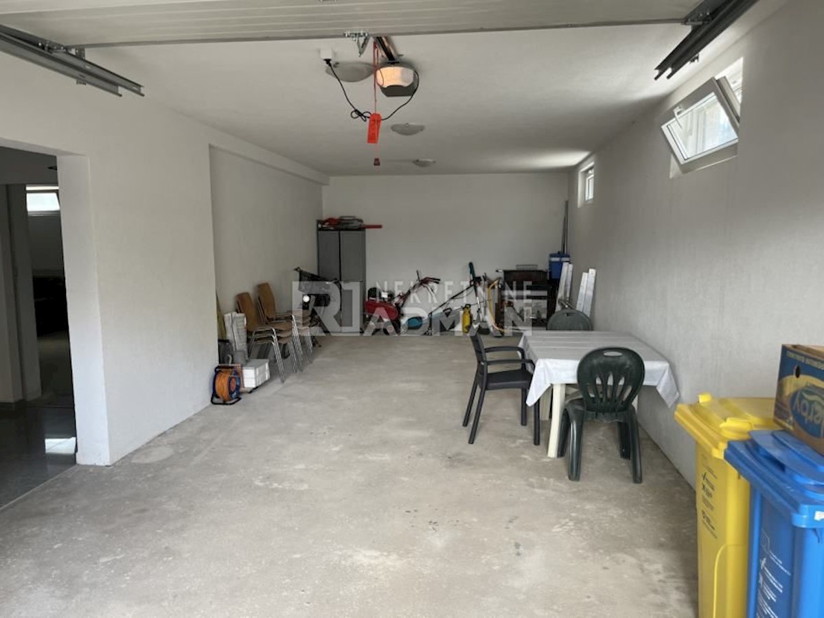 House For sale - SPLITSKO-DALMATINSKA KAŠTELA