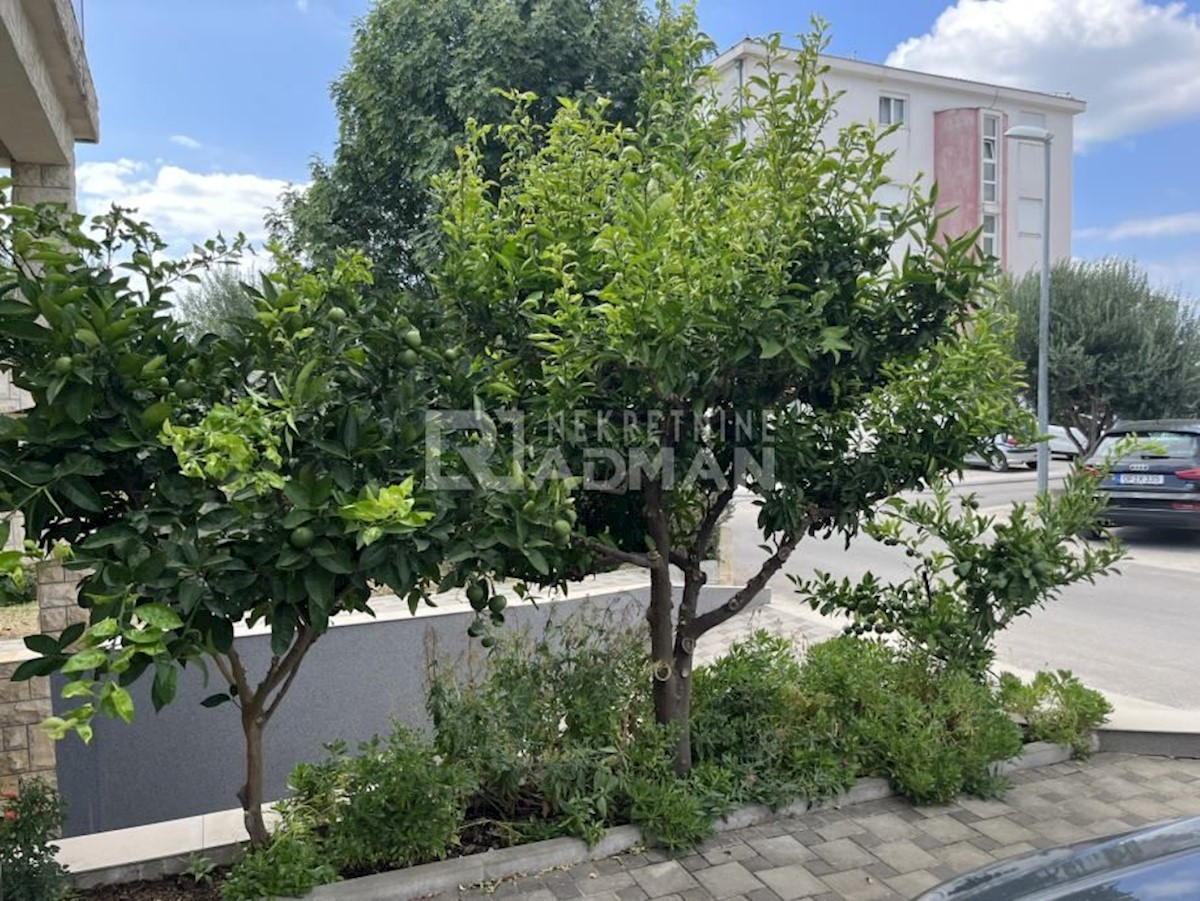 House For sale - SPLITSKO-DALMATINSKA KAŠTELA