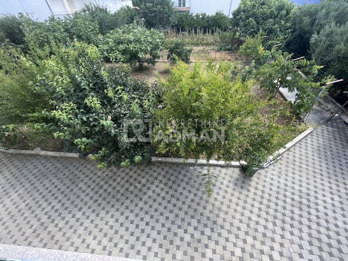 House For sale - SPLITSKO-DALMATINSKA KAŠTELA