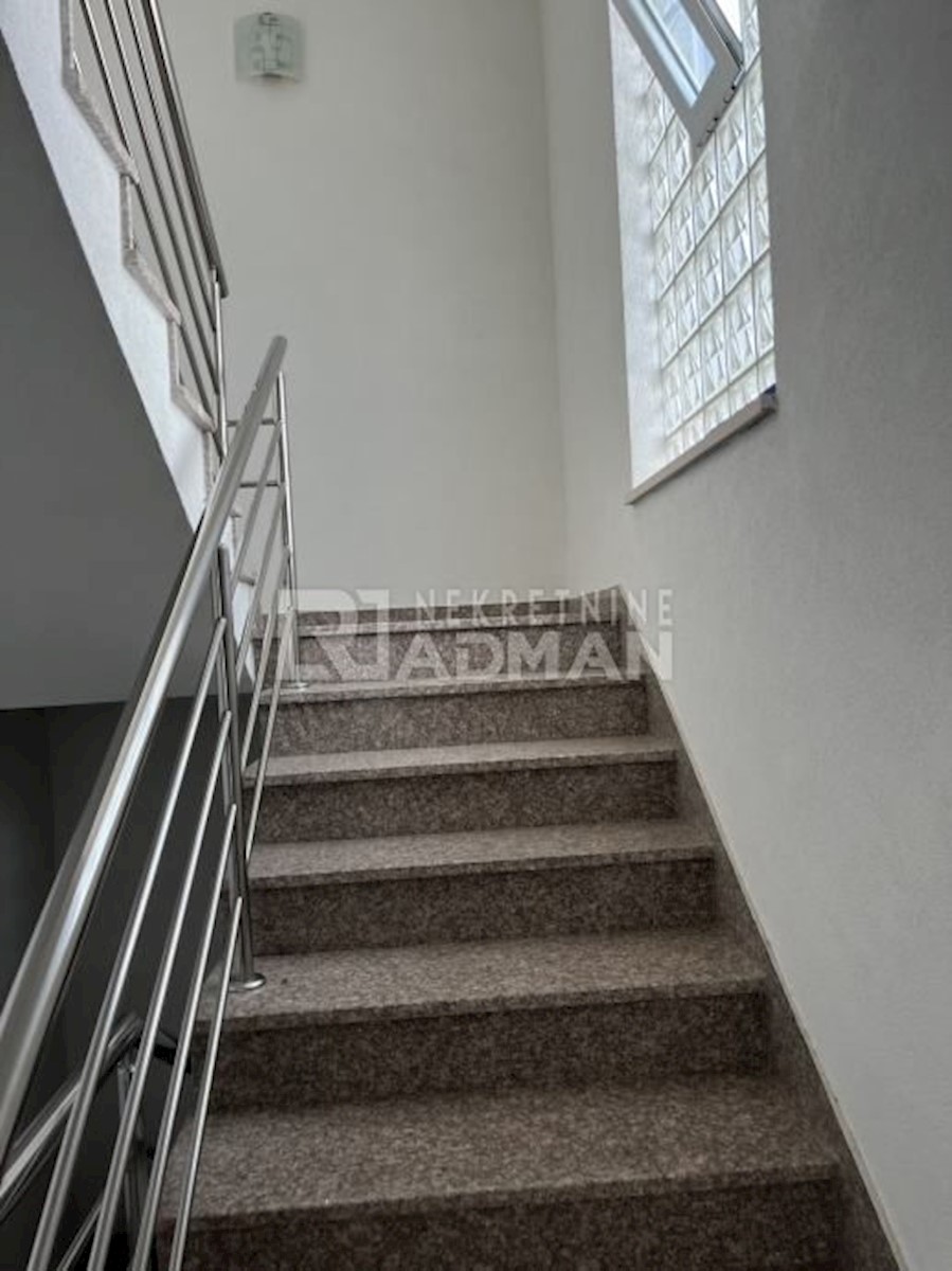 House For sale - SPLITSKO-DALMATINSKA KAŠTELA