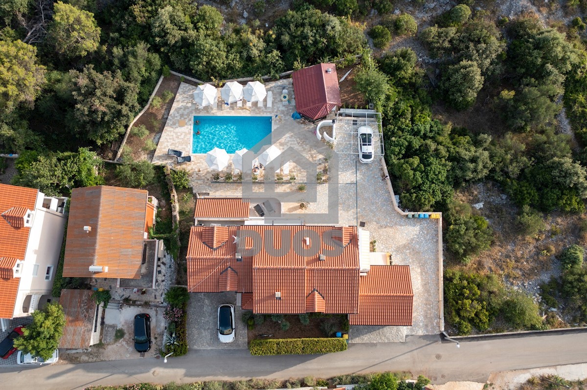 Hiša Na predaj - ŠIBENSKO-KNINSKA ŠIBENIK