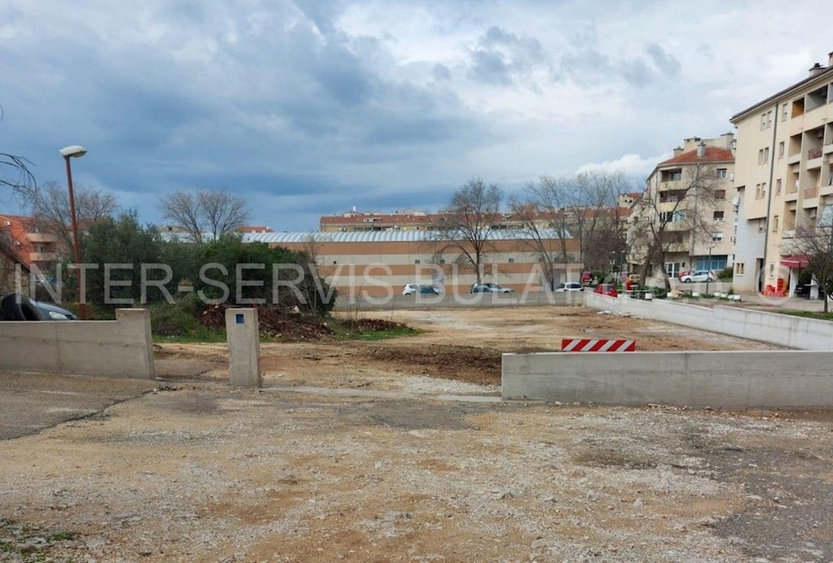 Terrain À vendre - ŠIBENSKO-KNINSKA ŠIBENIK