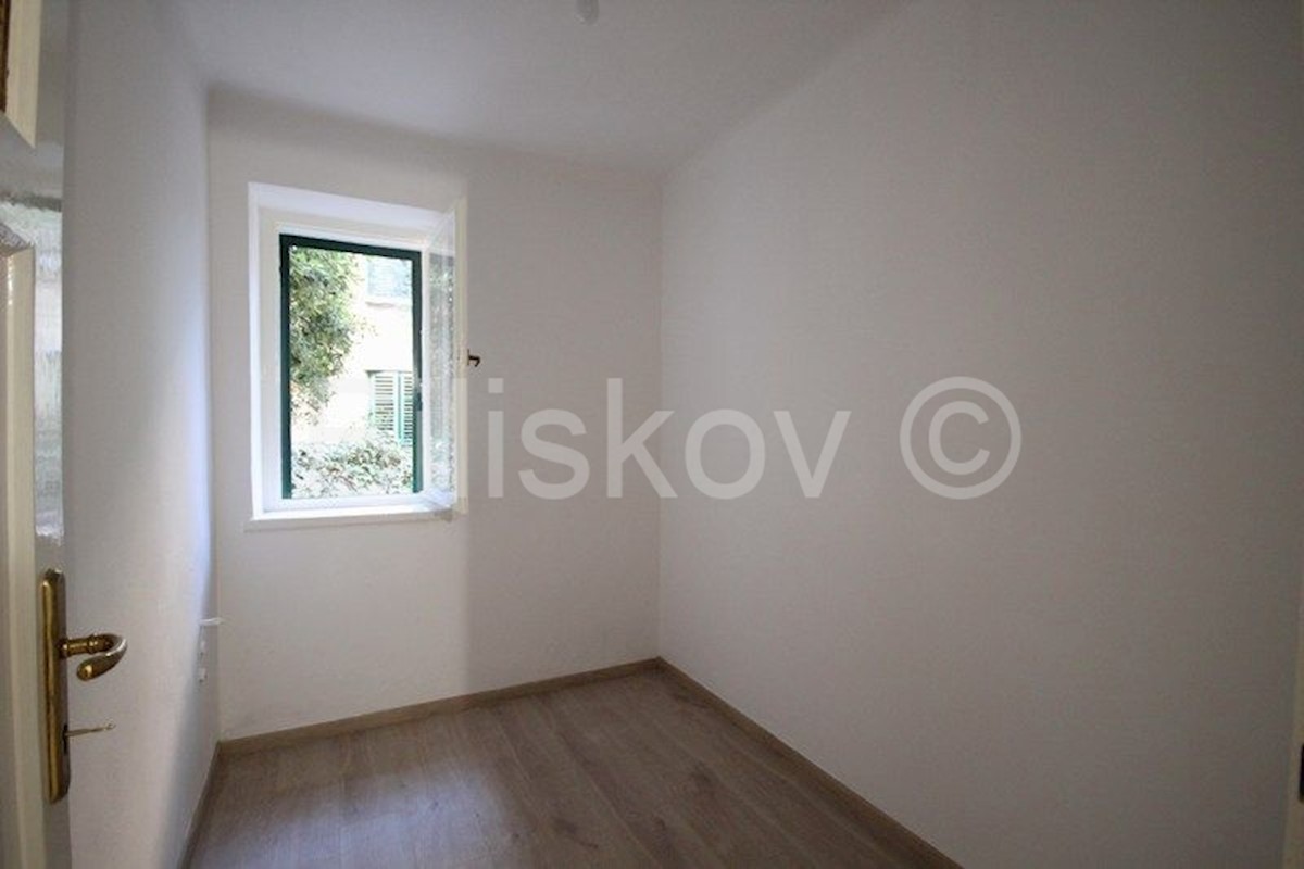 Appartement À vendre - SPLITSKO-DALMATINSKA SPLIT