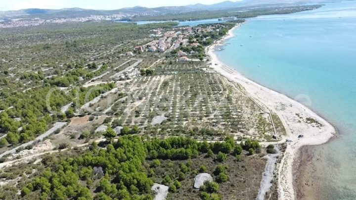 Terreno in vendita 1451 m² – Zaton