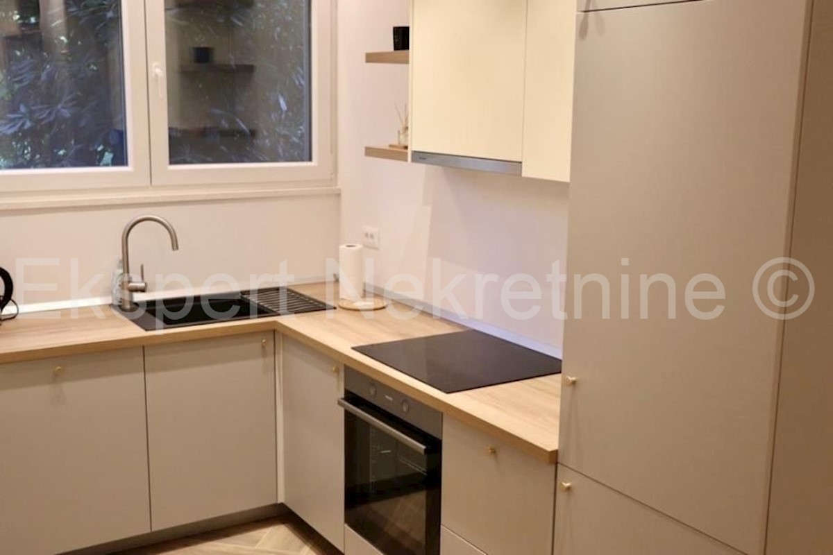 Apartmán Na prodej - SPLITSKO-DALMATINSKA SPLIT