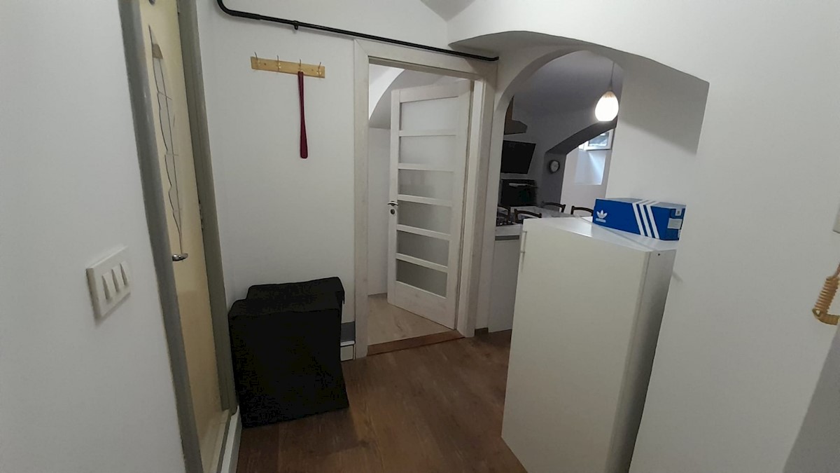 Apartment Zu verkaufen - SPLITSKO-DALMATINSKA KAŠTELA