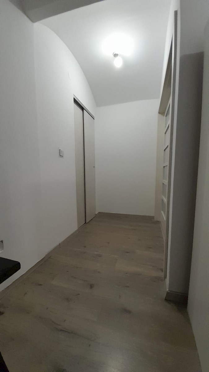 Apartmán Na predaj - SPLITSKO-DALMATINSKA KAŠTELA