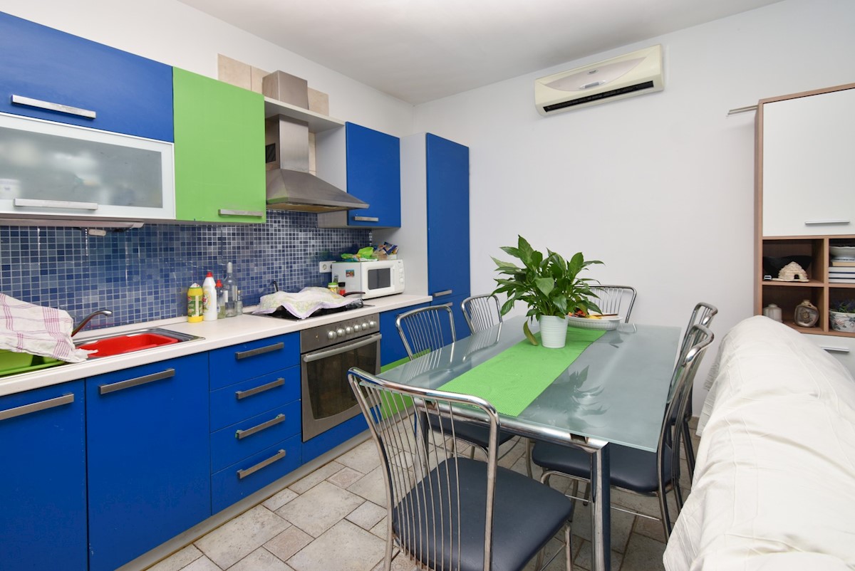 Apartma Na predaj - ŠIBENSKO-KNINSKA ŠIBENIK