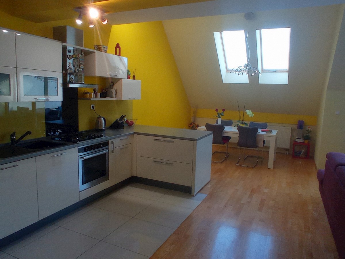 Flat For sale - OSJEČKO-BARANJSKA OSIJEK