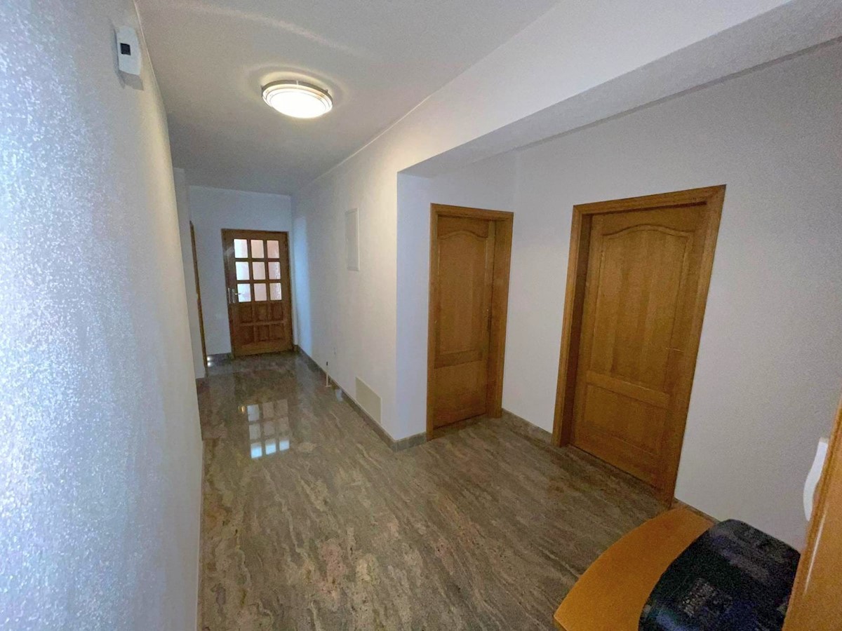 Apartment Zu verkaufen - SPLITSKO-DALMATINSKA ČIOVO