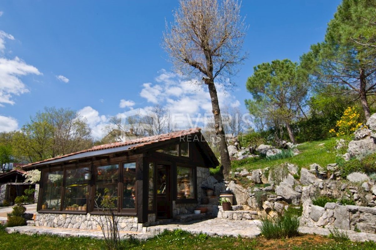 Kuća Na prodaju - PRIMORSKO-GORANSKA KASTAV