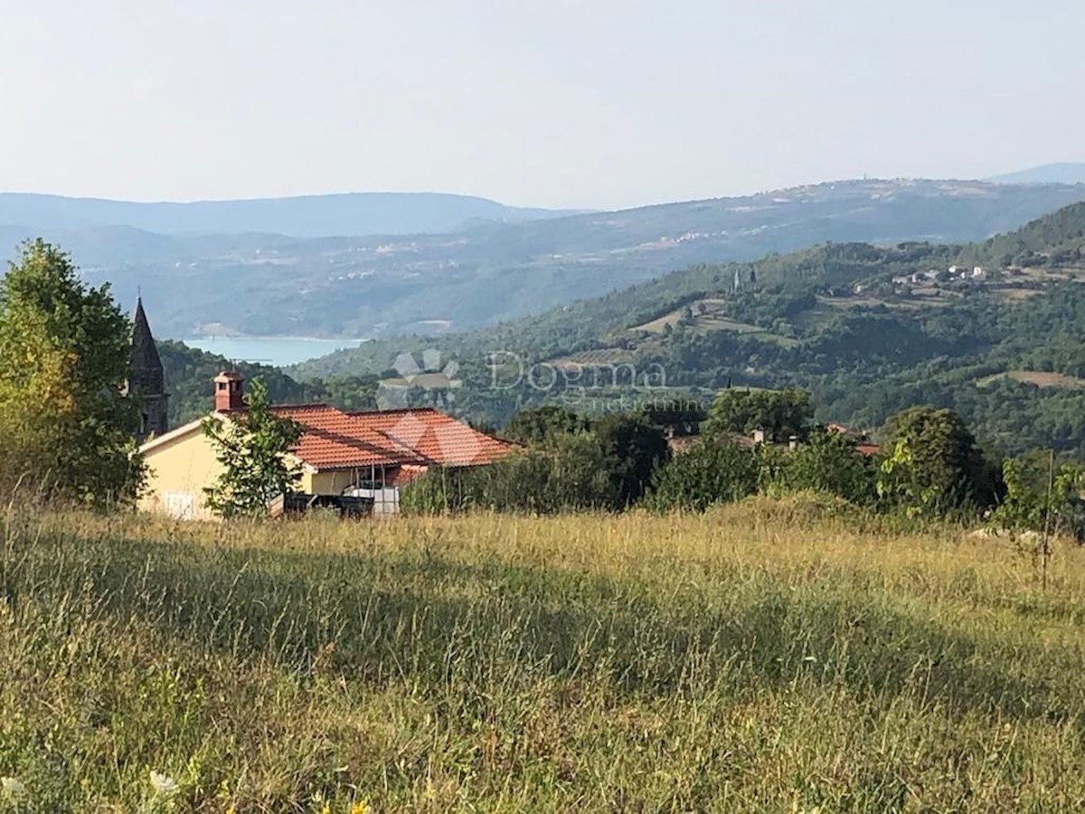 Zemljište Na prodaju - ISTARSKA PAZIN