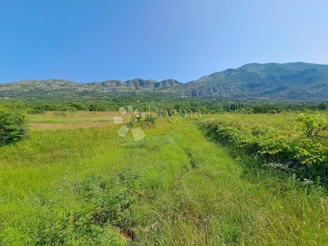 Terreno in vendita 5675 m² – Mihanići
