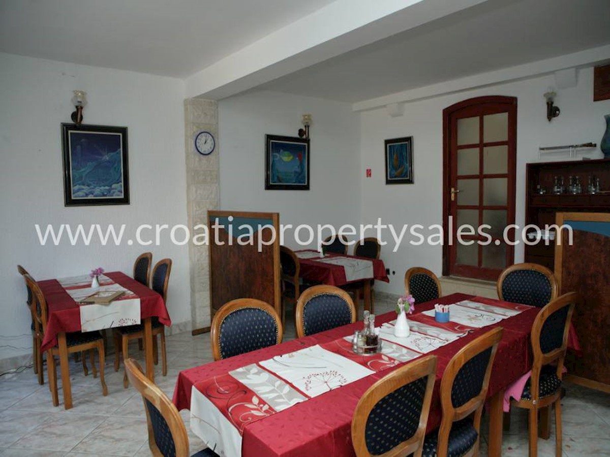 Casa In vendita - SPLITSKO-DALMATINSKA BRAČ